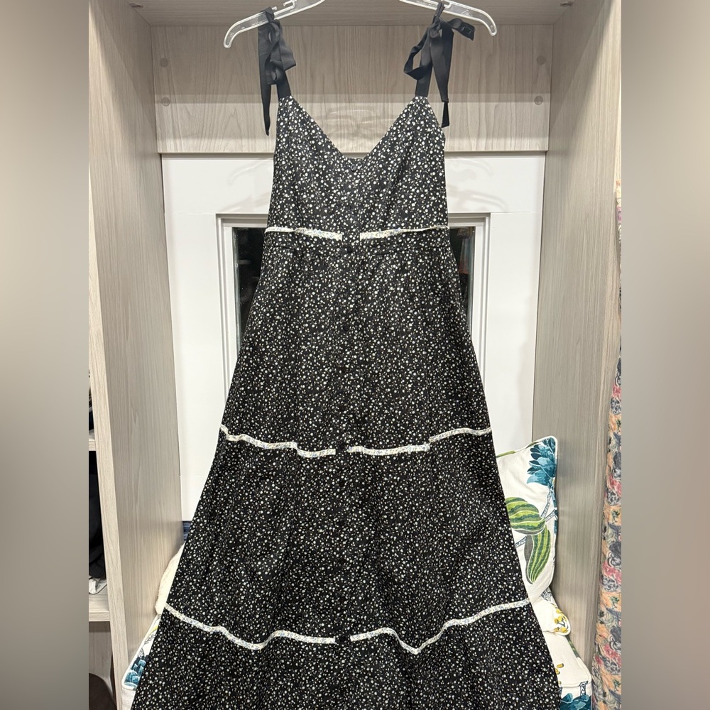 Kate Tie Shoulder Midi Dress - Picture 2 of 4